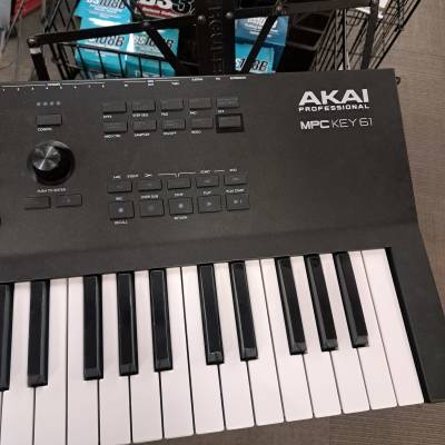 【外箱あり】AKAI MPC KEY 61 AKAI MPC Key 61 |** Studio Economik | Pro-Audio Recording